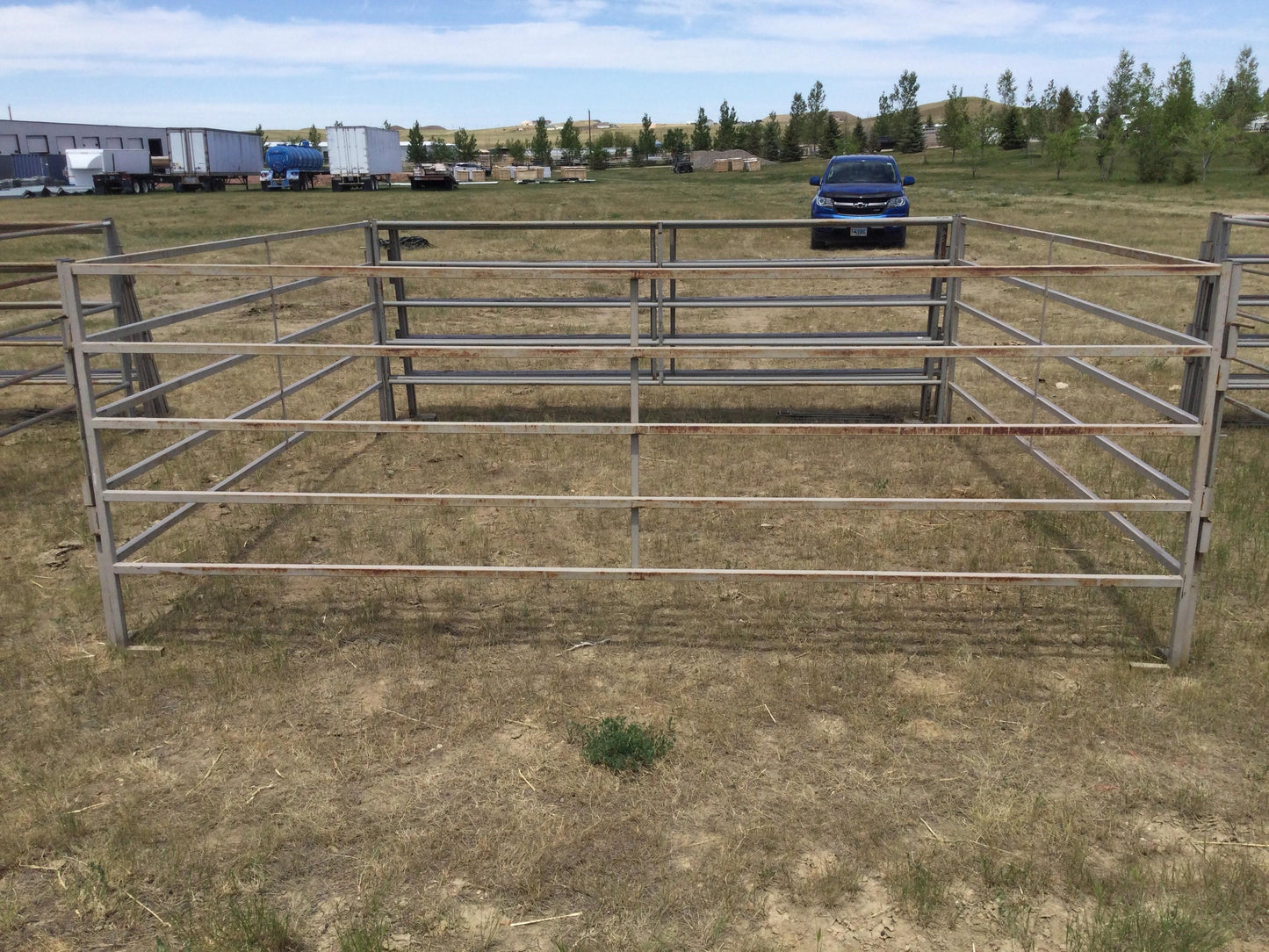 USED 12' PANEL W/ LEGS