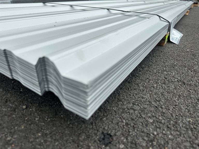 USED 12' WHITE PANEL
