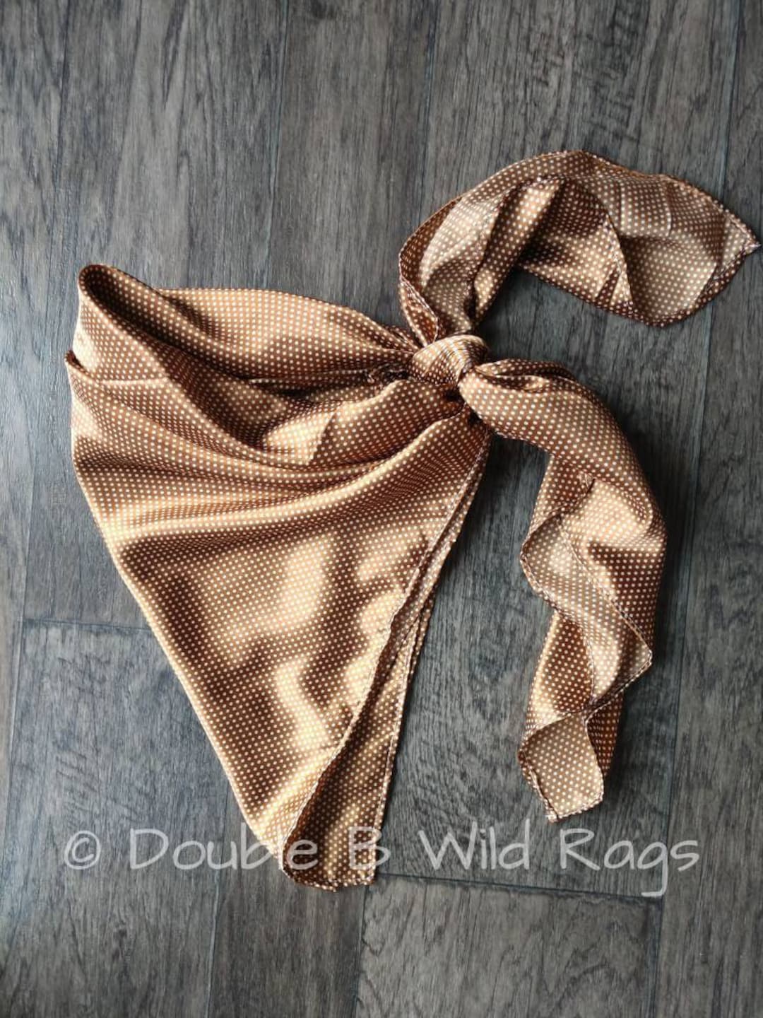 PRE 45" USING WILD RAG LATTE BROWN TINY POLKA