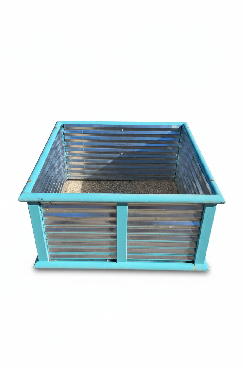PTI Stock Yard-Planter Box 53inx53inx29in