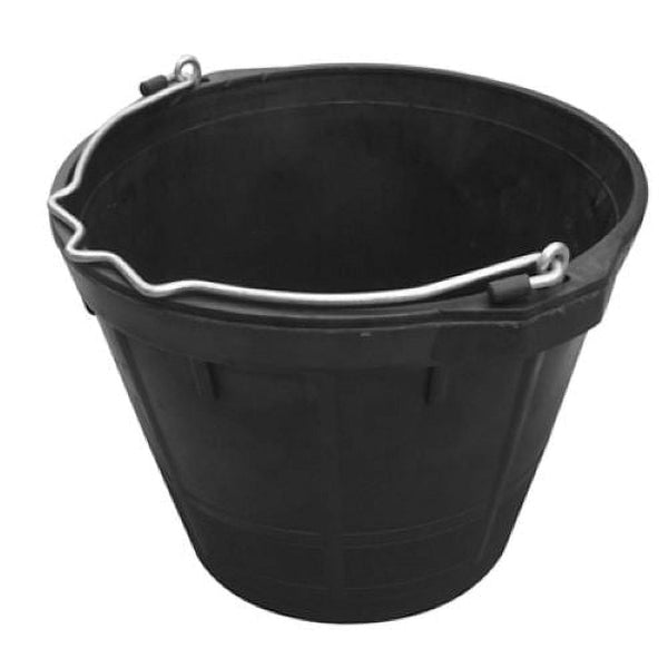 Master Rancher Rubber Bucket, 10Qt.