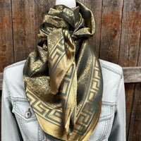 PRE 45" USIN WILD RAG GOLD SQUIGGLE